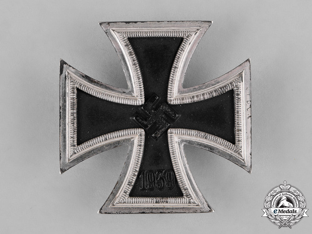 germany,_wehrmacht._a1939_iron_cross,_i_class_with_case,_by_steinhauer&_lück_c18-047758