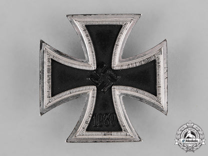 germany,_wehrmacht._a1939_iron_cross,_i_class_with_case,_by_steinhauer&_lück_c18-047758