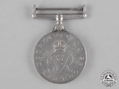 united_kingdom._a_lot_of_ten_campaign_medals&_awards_c18-047861_1