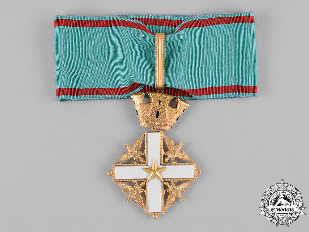 italy,_republic._an_order_of_merit_of_the_italian_republic,_iii_class_commander,_c.1960_c18-047864