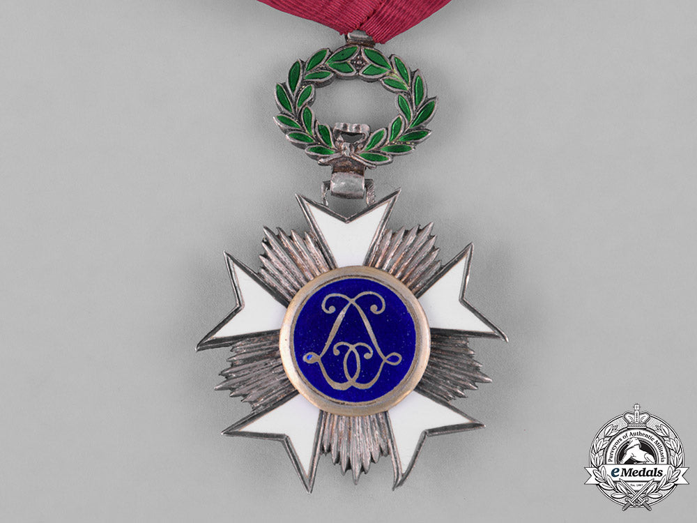 belgium,_kingdom._an_order_of_the_crown,_v_class_knight,_c.1950_c18-047884