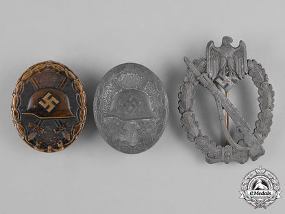 germany,_wehrmacht._a_lot_of_three_second_war_badges_c18-047912