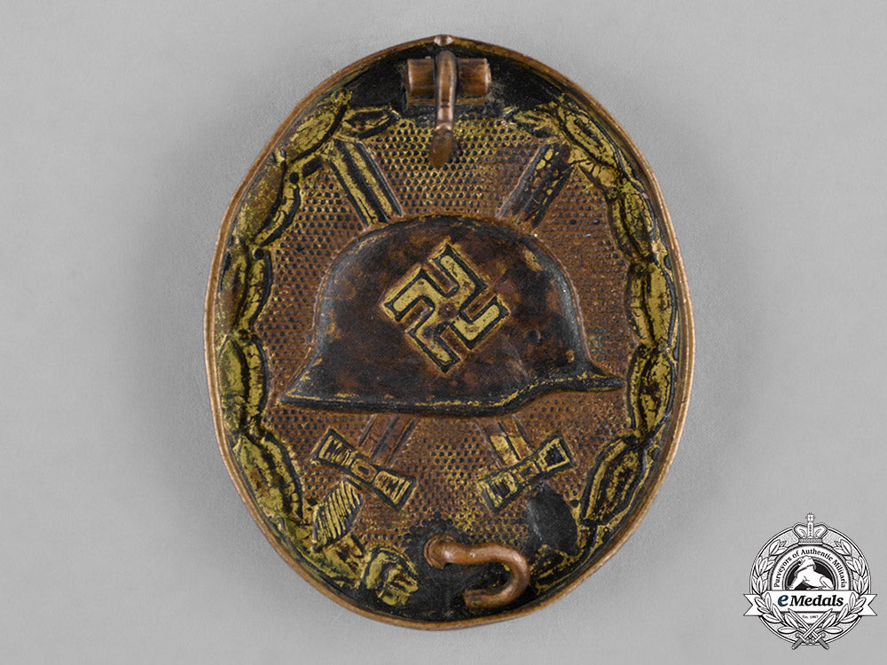 germany,_wehrmacht._a_lot_of_three_second_war_badges_c18-047914