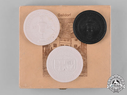 germany,_weimar._a_set_of_three_commemorative_coins_with_case,_c.1922_c18-048093_1