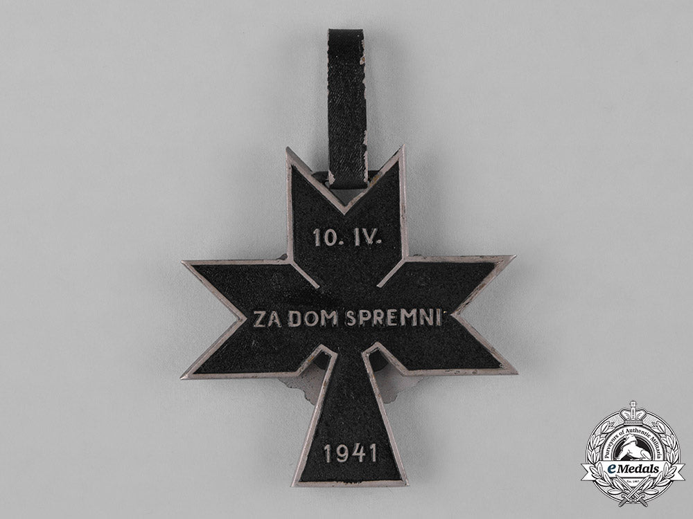 croatia,_independent_state._an_order_of_the_iron_trefoil,_i_class_with_oak_leaves,_c.1942_c18-048116