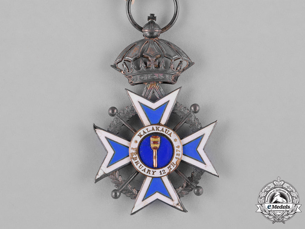 hawai’i_kingdom._a_royal_order_of_kalakaua,_companion's_badge,_by_kretly,_paris,_c.1890_c18-048157_1_1_1_1_1_1_1