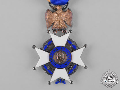 united_states._a_national_society_of_the_sons_of_the_american_revolution_membership_badge,_by_tiffany&_co.,_c.1895_c18-048230_1