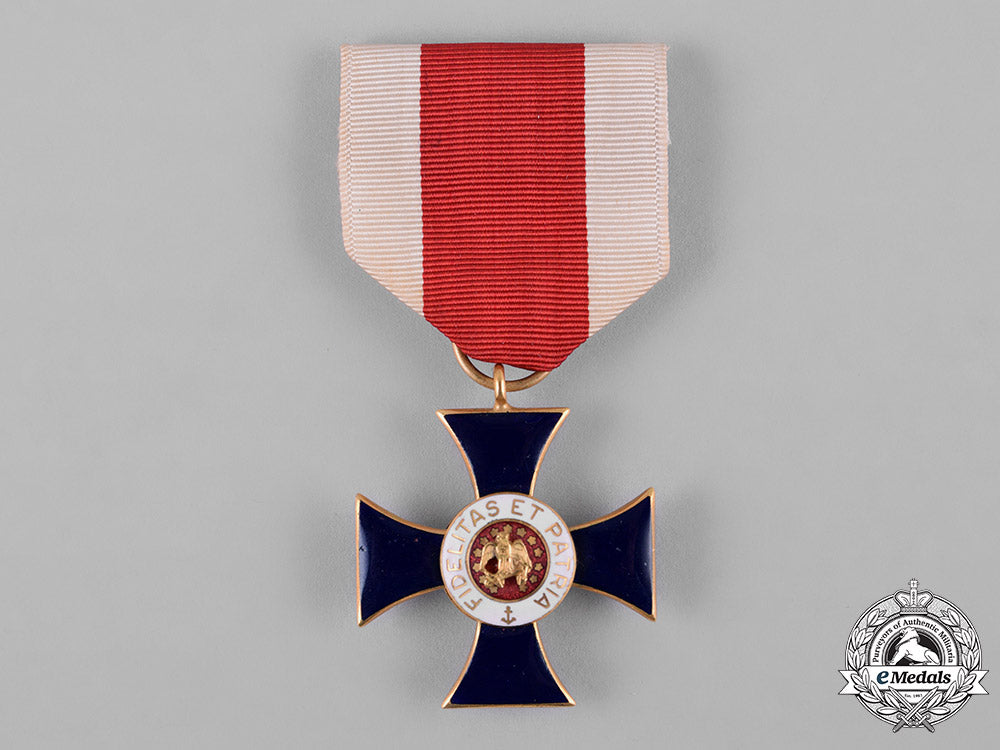 united_states._a_naval_order_of_the_united_states_membership_badge_in_gold,_c.1910_c18-048260_1