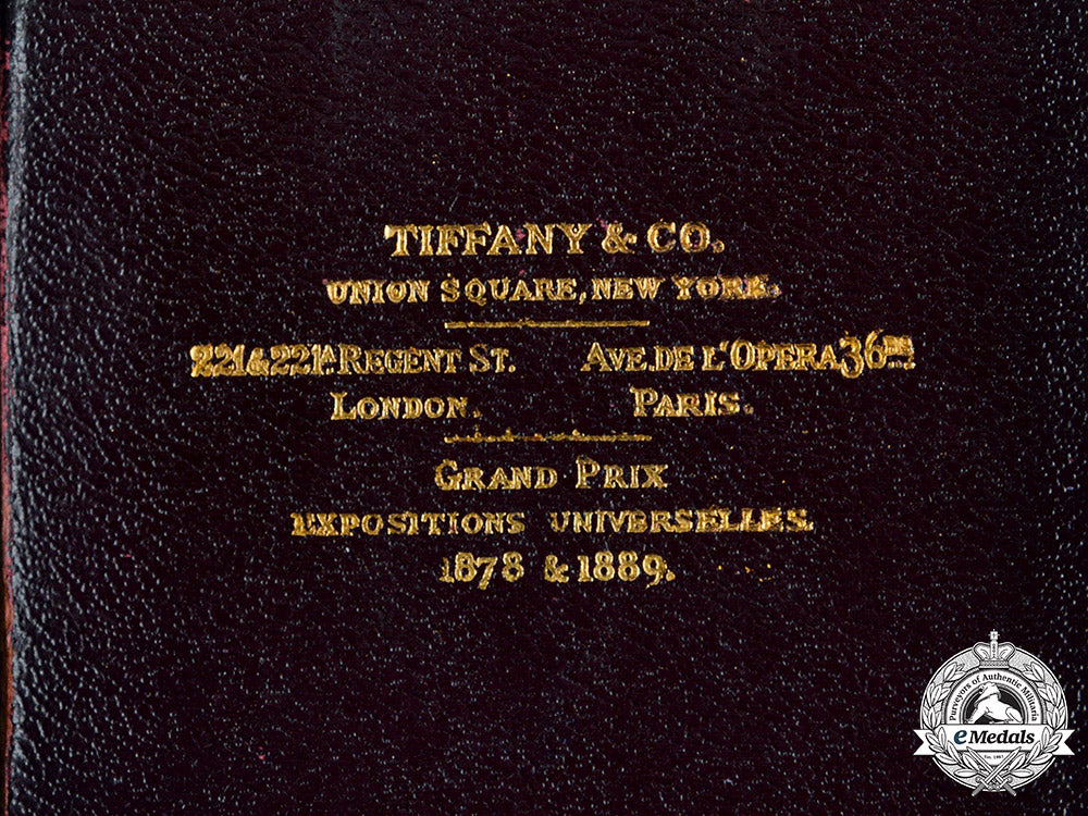 united_states._a_national_society_of_the_sons_of_the_american_revolution_membership_badge,_by_tiffany&_co.,_c.1890_c18-048275_1