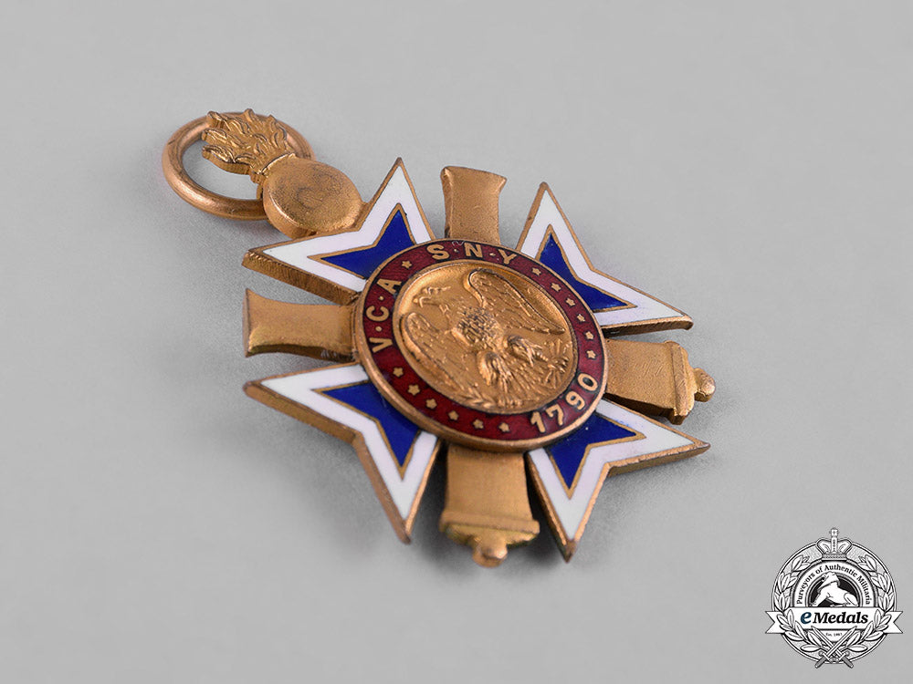 united_states._a_veteran_corps_of_artillery_of_the_state_of_new_york(_vcasny)_badge,_c.1890_c18-048305_1