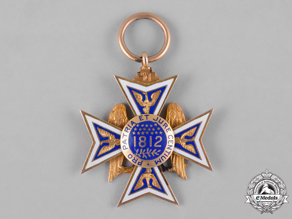 united_states._a_military_society_of_the_war_of1812_membership_badge_in_gold,_c.1890_c18-048354_1