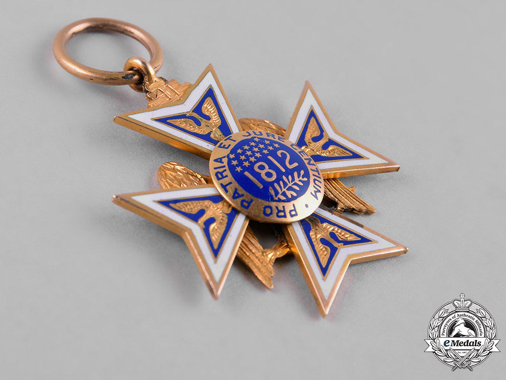 united_states._a_military_society_of_the_war_of1812_membership_badge_in_gold,_c.1890_c18-048356_1