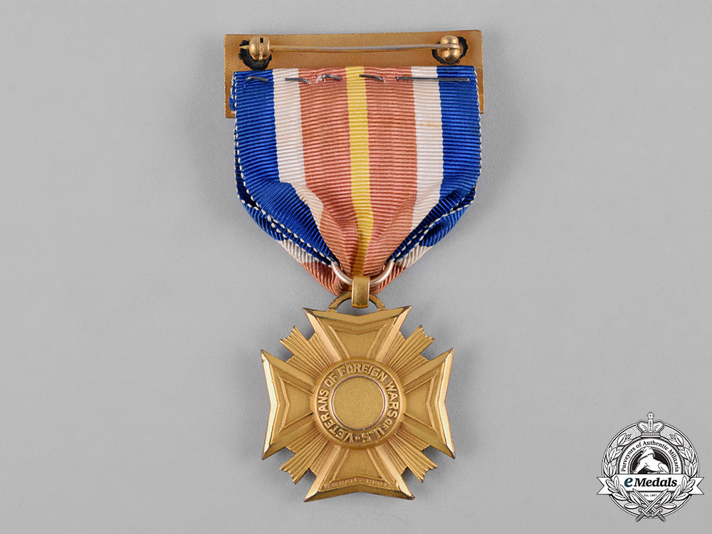 united_states._a_veterans_of_foreign_wars_of_the_united_states_national_council_officer's_membership_badge_c18-048376