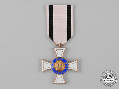 prussia,_state._an_order_of_the_crown_in_gold,_iii_class,_by_johann_wagner&_sohn,_c.1900_c18-048526_1