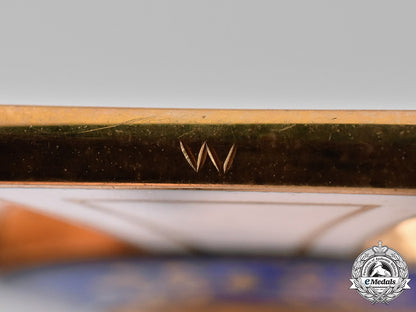 prussia,_state._an_order_of_the_crown_in_gold,_iii_class,_by_johann_wagner&_sohn,_c.1900_c18-048532_1