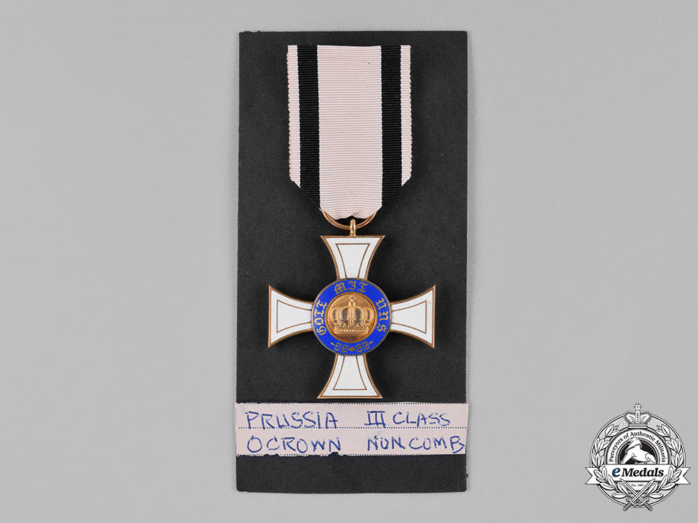 prussia,_state._an_order_of_the_crown_in_gold,_iii_class,_by_johann_wagner&_sohn,_c.1900_c18-048533_1