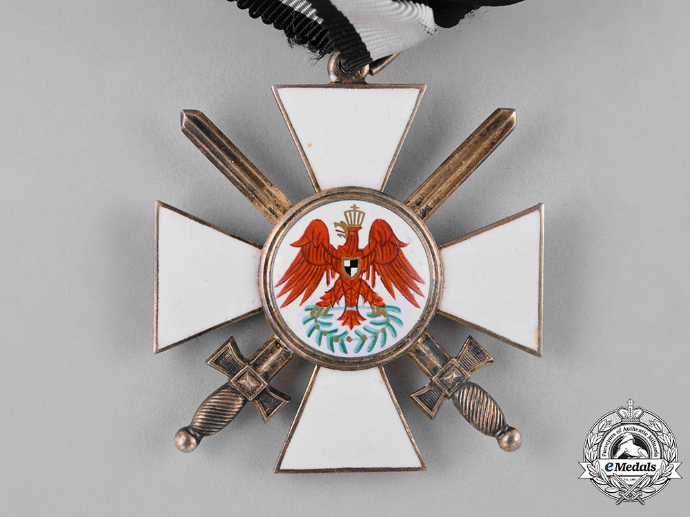 prussia,_state._an_order_of_the_red_eagle,_ii_class_with_swords,_by_wagner_c.1917_c18-048572