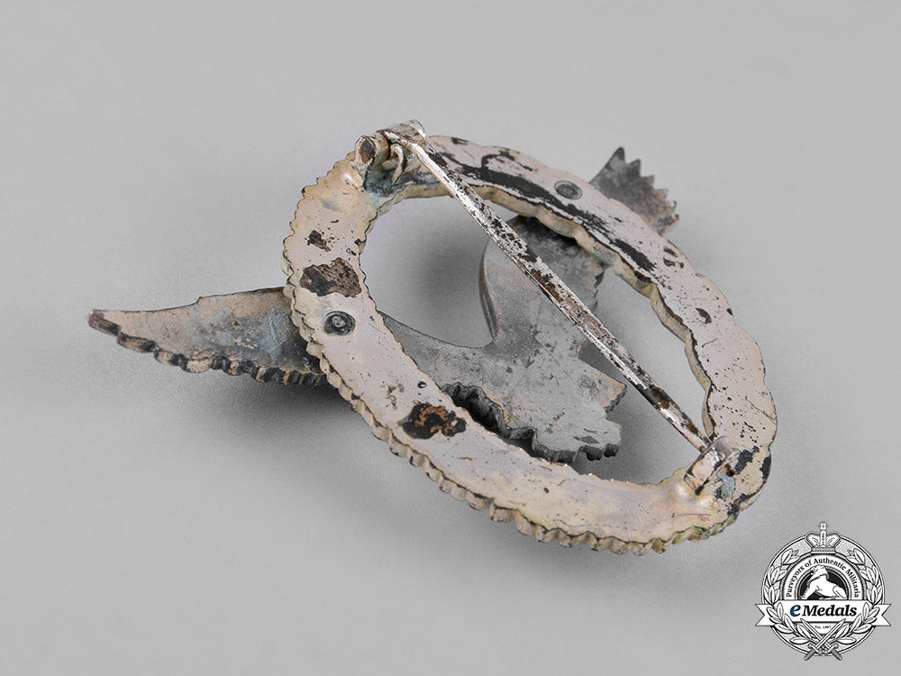 germany,_luftwaffe._a_pilot’s_badge,_early1957_issue_c18-048723