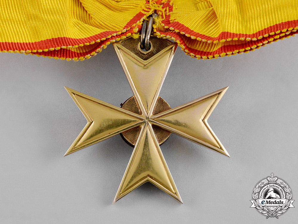 mecklenburg-_schwerin,_grand_duchy._a_unique_russian_made_order_of_the_griffon_in_gold,_by_d.i._osipov_c18-048952_1_1_1_1