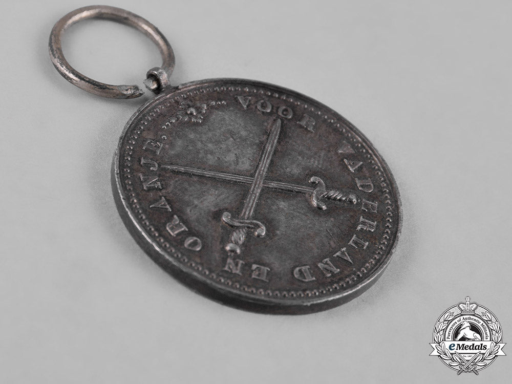netherlands,_kingdom._a_medal_for_hague_volunteers_of1813_c18-048989
