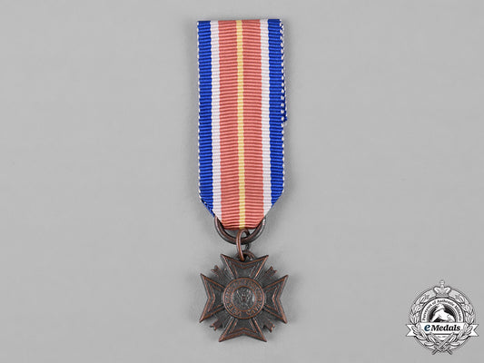 united_states._a_miniature_veterans_of_foreign_wars_of_the_united_states_membership_badge_c18-049069