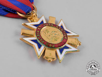 united_states._a_veteran_corps_of_artillery_medal_with_miniature_c18-049143_1