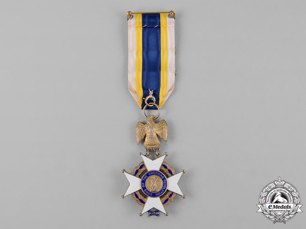 united_states._a_sons_of_the_american_revolution_membership_badge_to_major_general_bickford_sawyer_c18-049149_1