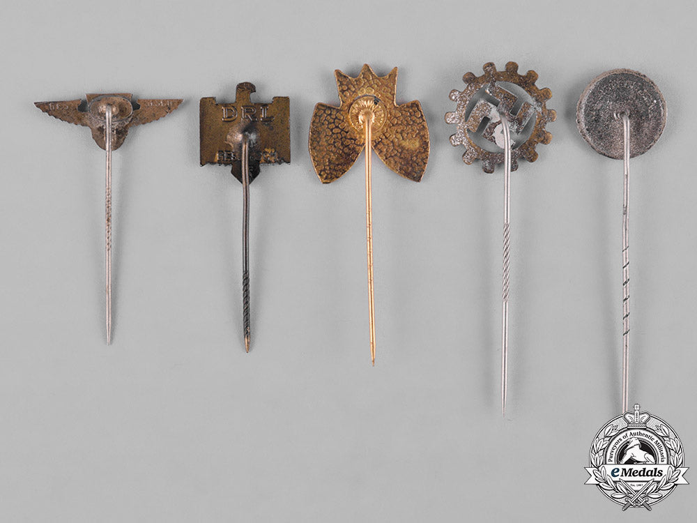 germany,_third_reich._a_group_of_third_reich_period_stick_pins_c18-049241