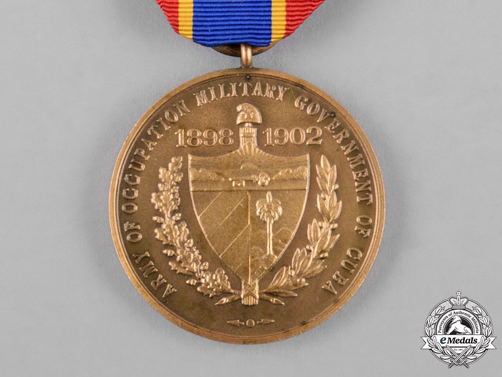 united_states._an_army_of_cuban_occupation_medal1898-1902_c18-049356