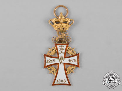 denmark,_kingdom._an_order_of_the_dannebrog_in_gold,_i_class_knight,_c.1910_c18-049378
