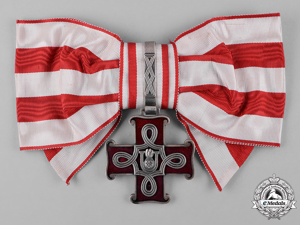 croatia,_independent_state._an_order_of_merit,_grand_cross,_by_braća_knaus,_c.1942_c18-049706