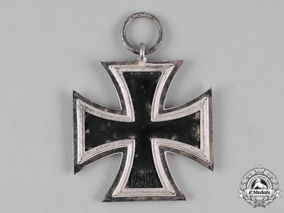 germany,_wehrmacht._a_group_of_awards&_documents,_uffz.2./_pz.gren.rgt.113_c18-049789