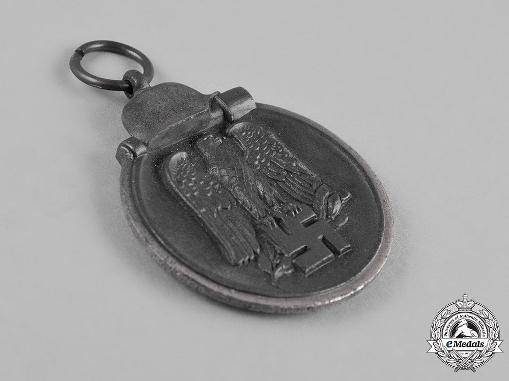 germany,_wehrmacht._a_group_of_awards&_documents,_uffz.2./_pz.gren.rgt.113_c18-049794