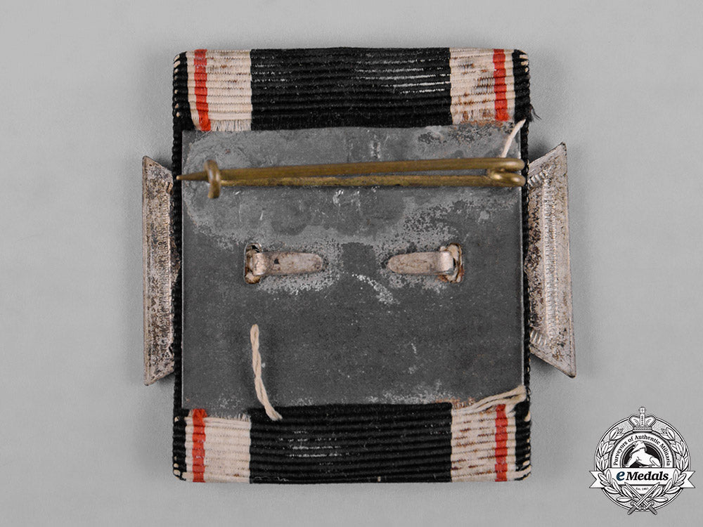 germany,_imperial._a_hamelin_regiment_anniversary_badge,_c.1913_c18-049919