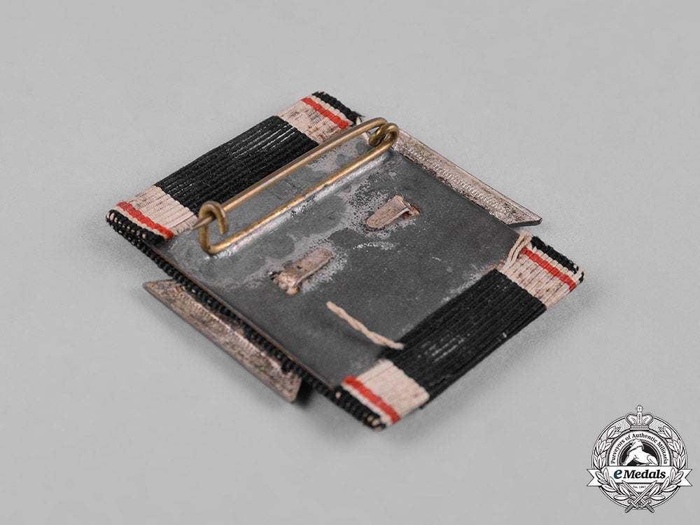germany,_imperial._a_hamelin_regiment_anniversary_badge,_c.1913_c18-049920