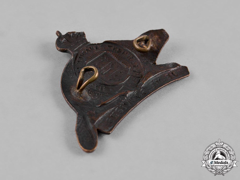 canada._a22_nd_infantry_battalion"_canadiens_francais"(_vandoos)_cap_badge,_c.1915_c18-049989