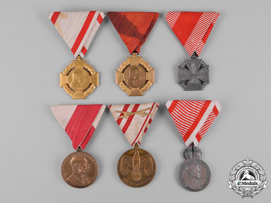 austria,_imperial._a_lot_of_medals&_awards,_c.1916_c18-050262