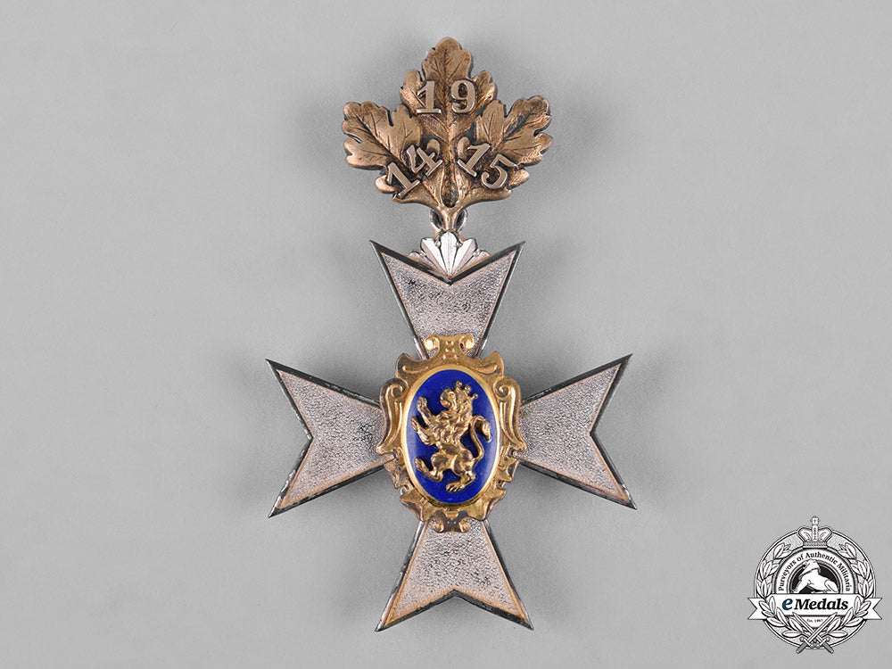 schwarzburg-_rudolstadt._an_honour_cross,_iii_class_knight_with_oak_leaves,_c.1917_c18-050370