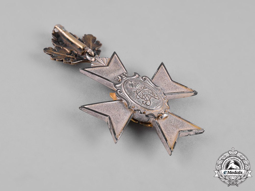 schwarzburg-_rudolstadt._an_honour_cross,_iii_class_knight_with_oak_leaves,_c.1917_c18-050373