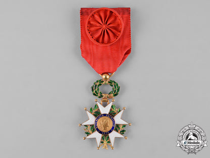 france,_iii_republic._a_national_order_of_the_legion_of_honour_in_gold,_iv_class_officer,_c.1955_c18-050437
