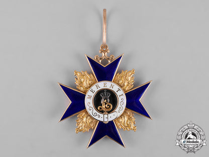 bavaria,_kingdom._a_military_merit_order_in_gold,_i_class_grand_cross,_by_gebrüder_hemmerle,_c.1910_c18-050626