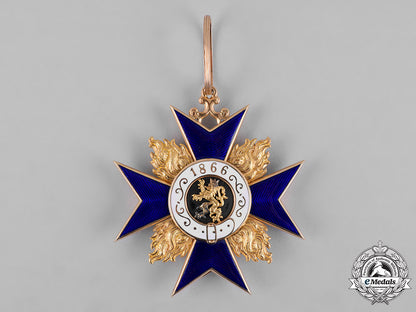 bavaria,_kingdom._a_military_merit_order_in_gold,_i_class_grand_cross,_by_gebrüder_hemmerle,_c.1910_c18-050627