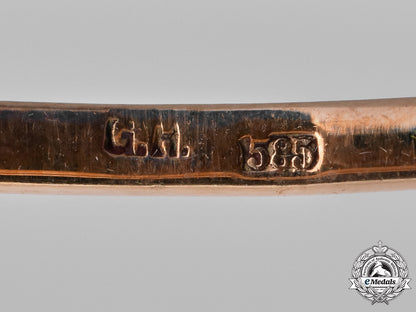 bavaria,_kingdom._a_military_merit_order_in_gold,_i_class_grand_cross,_by_gebrüder_hemmerle,_c.1910_c18-050631