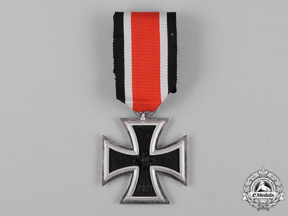 germany,_wehrmacht._a1939_iron_cross_ii_class_c18-050688