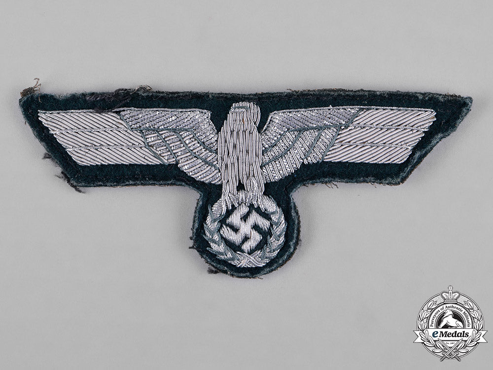 germany,_wehrmacht._an_officer’s_tunic_breast_eagle_c18-050723