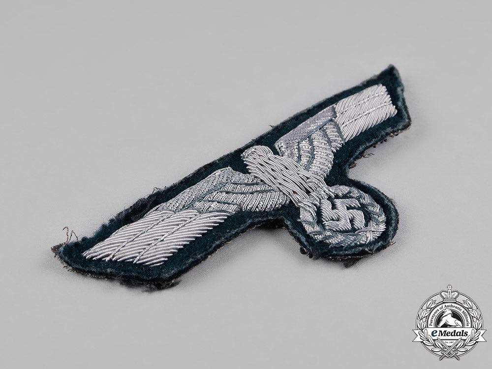 germany,_wehrmacht._an_officer’s_tunic_breast_eagle_c18-050725