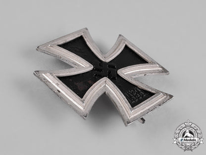 germany,_wehrmacht._a1939_iron_cross,_i_class,_with_case,_by_b.h._mayer_c18-050745_2