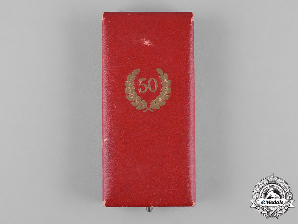 germany,_third_reich._a50-_year_civil_faithful_service_cross,_with_case,_by_deschler&_sohn_c18-050764