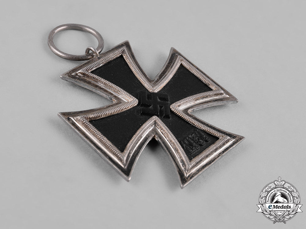 germany,_wehrmacht._a1939_iron_cross,_ii_class_c18-050812