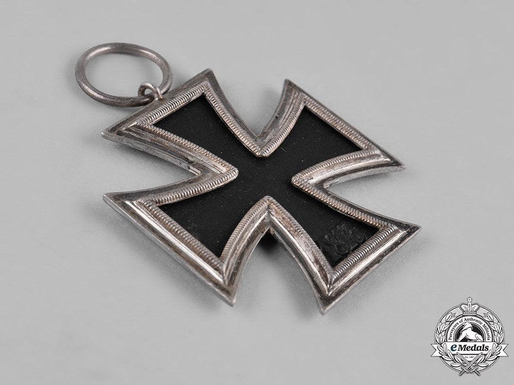 germany,_wehrmacht._a1939_iron_cross,_ii_class_c18-050813